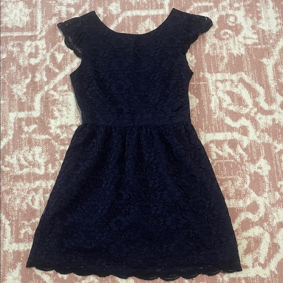 🧡 3 For $12 Bundle Sale 🧡  Forever21  Navy Blue Lace Dress - Picture 1 of 10